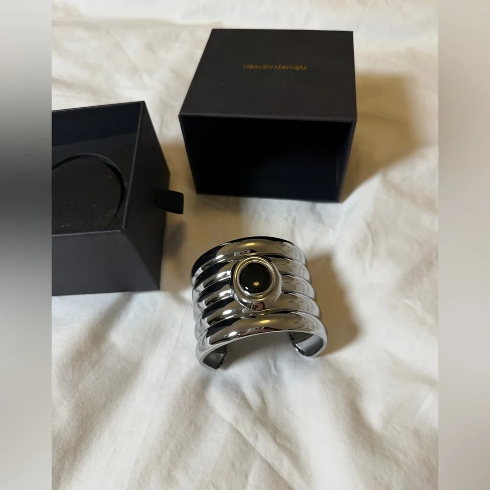Heaven Mayhem Clark Cuff NIB - Picture 5 of 7